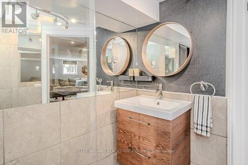 3383 Mainsail Cres, Mississauga, ON - Indoor Photo Showing Bathroom