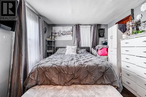 22 Ivan Street, Leamington, ON - Indoor Photo Showing Bedroom