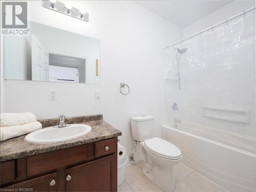 288 Cape Chin South Road, Northern Bruce Peninsula, ON - Indoor Photo Showing Bathroom