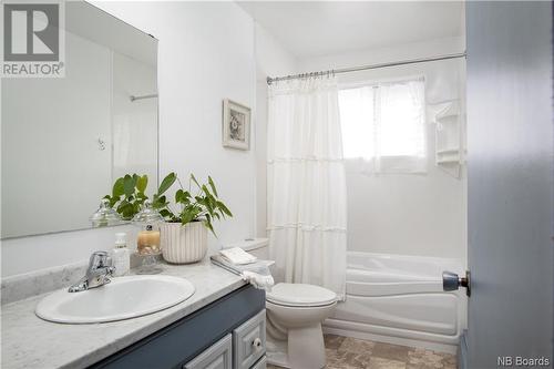 70 Fowler Drive, Saint John, NB - Indoor Photo Showing Bathroom