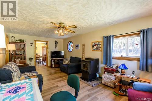 108 Upper Golden Grove Road, Upper Golden Grove, NB - Indoor Photo Showing Living Room