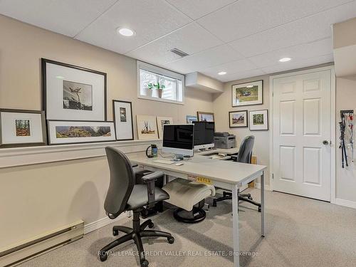 31 Curtis Dr, Brampton, ON - Indoor Photo Showing Office