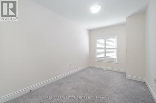 84 Heming Trail, Hamilton, ON - Indoor Photo Showing Other Room
