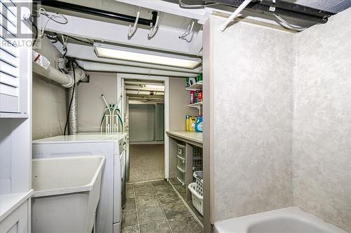 27 Bloor Street, Capreol, ON - Indoor Photo Showing Laundry Room