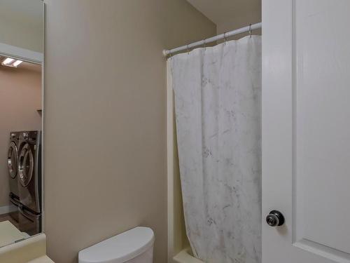 2273 Shannon Ridge Drive, West Kelowna, BC - Indoor Photo Showing Bathroom