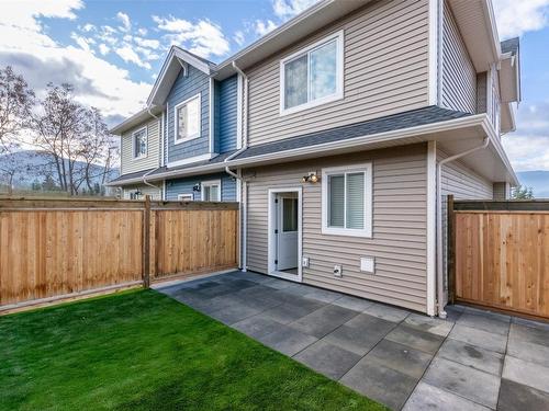 8-1910 11 Avenue, Salmon Arm, BC - Outdoor With Exterior