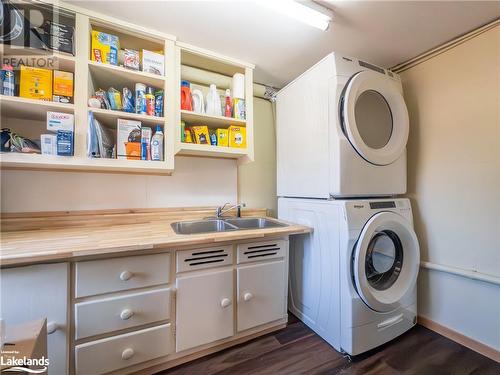 Laundry - 945 Riverside Drive, Wallbridge, ON - Indoor Photo Showing Laundry Room