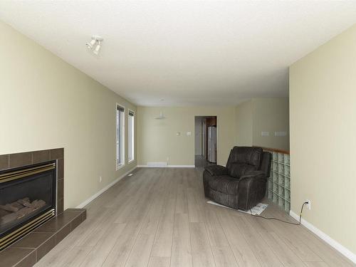 755 Porcupine Boulevard, Thunder Bay, ON - Indoor Photo Showing Living Room With Fireplace