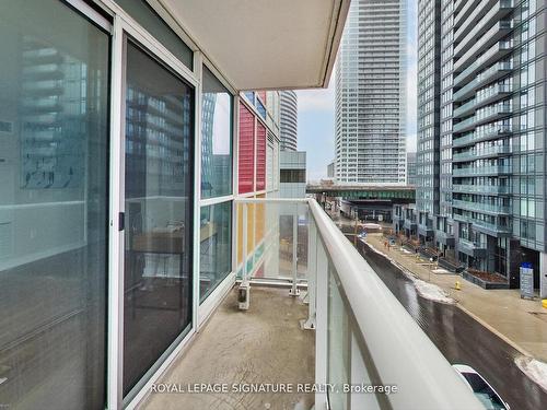 607-85 Queens Wharf Rd, Toronto, ON - Outdoor With Balcony