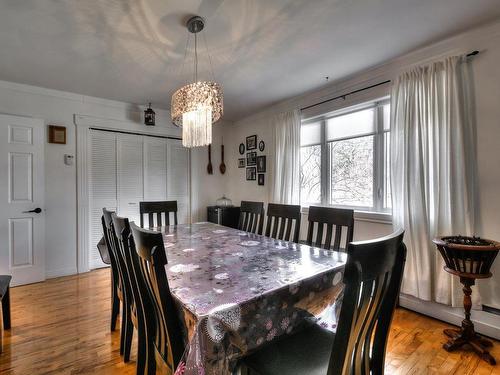 Chambre Ã  coucher principale - 385 Rue Jean-De Brébeuf, Saint-Jean-Sur-Richelieu, QC - Indoor Photo Showing Dining Room