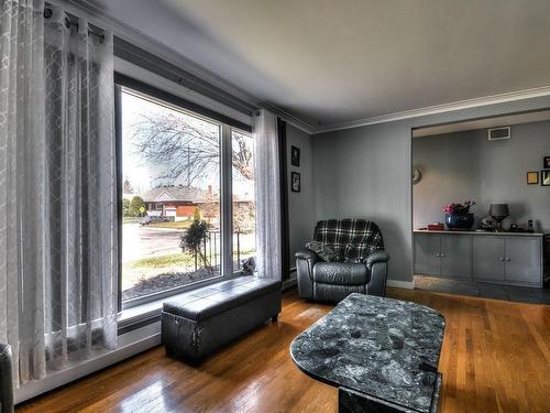 Salon - 385 Rue Jean-De Brébeuf, Saint-Jean-Sur-Richelieu, QC - Indoor Photo Showing Living Room