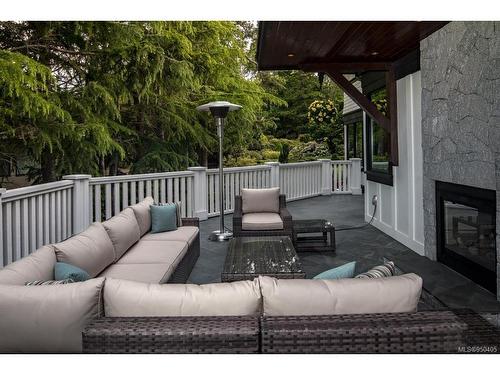 3375 Ripon Rd, Oak Bay, BC - Outdoor With Deck Patio Veranda With Exterior