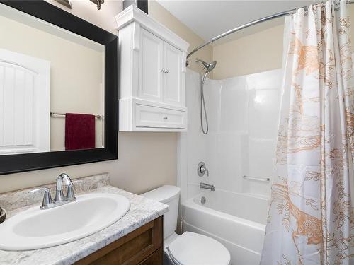 47 Storrie Rd, Campbell River, BC - Indoor Photo Showing Bathroom