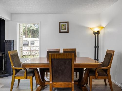 1380 Dobson Rd, Errington, BC - Indoor Photo Showing Dining Room