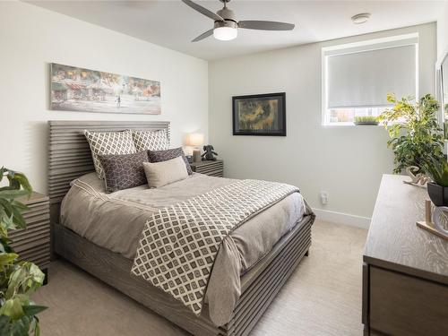 3605 Boxwood Road, Kelowna, BC - Indoor Photo Showing Bedroom