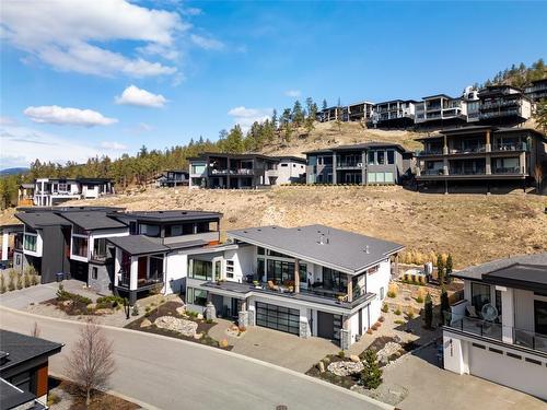 3605 Boxwood Road, Kelowna, BC - Outdoor