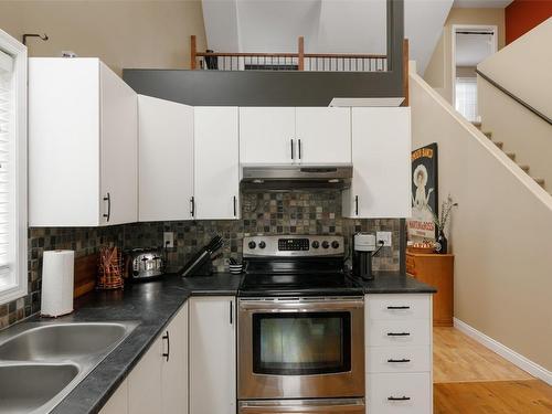 139 Millard Place, Kelowna, BC - Indoor Photo Showing Kitchen With Double Sink