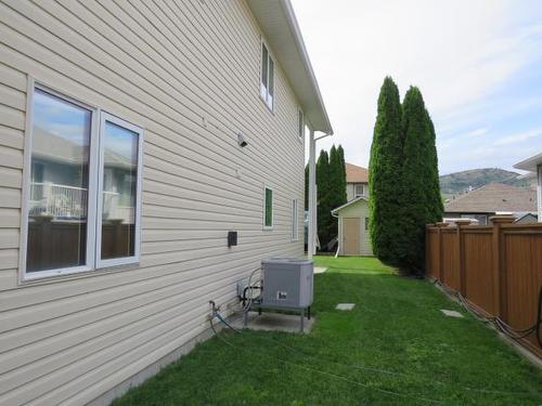 916 Invermere Crt, Kamloops, BC - Outdoor With Exterior