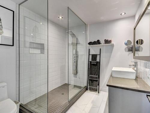 Salle de bains - 14 Rue Matte, Saint-Constant, QC - Indoor Photo Showing Bathroom