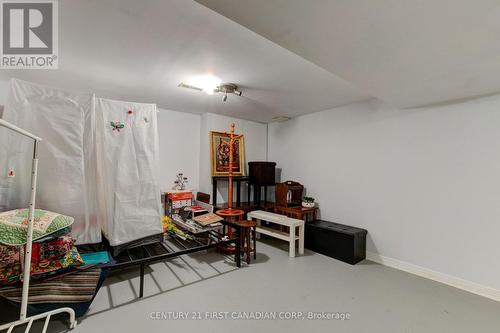 1031 Guildwood Blvd, London, ON - Indoor Photo Showing Other Room