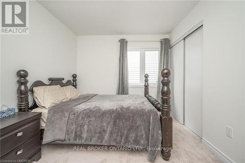 37 Cottonwood Cres, Welland, ON - Indoor Photo Showing Bedroom