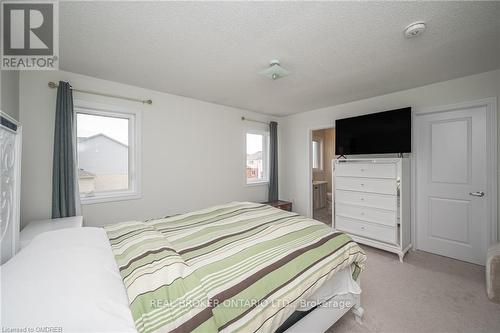 37 Cottonwood Crescent, Welland, ON - Indoor Photo Showing Bedroom