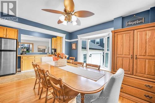 6398 Orchard Avenue, Niagara Falls, ON - Indoor Photo Showing Dining Room