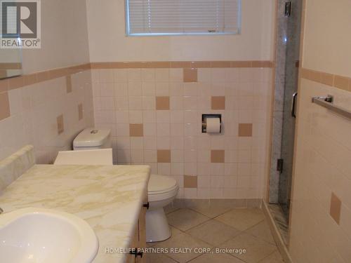 71 Anthia Dr, Toronto, ON - Indoor Photo Showing Bathroom