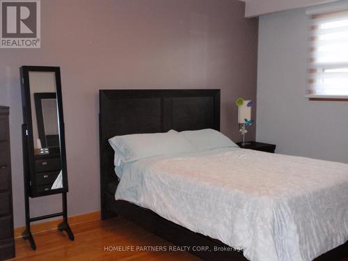 71 Anthia Drive, Toronto, ON - Indoor Photo Showing Bedroom