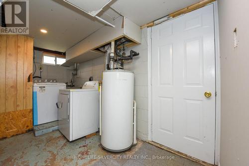 3522 Capricorn Cres, Mississauga, ON - Indoor Photo Showing Laundry Room
