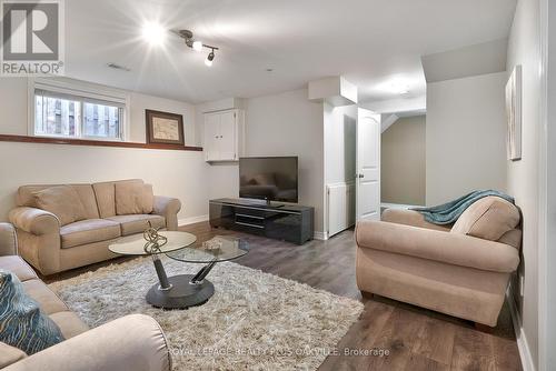 5 Corbin St, St. Catharines, ON - Indoor Photo Showing Living Room