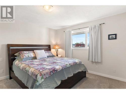 1038 11 Avenue Unit# 13, Vernon, BC - Indoor Photo Showing Bedroom