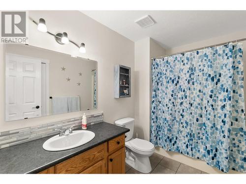1038 11 Avenue Unit# 13, Vernon, BC - Indoor Photo Showing Bathroom