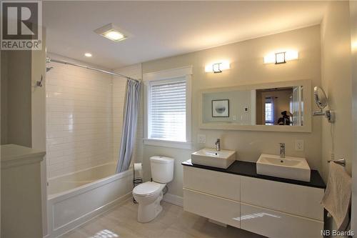 344 Lakeside Road, Hampton, NB - Indoor Photo Showing Bathroom
