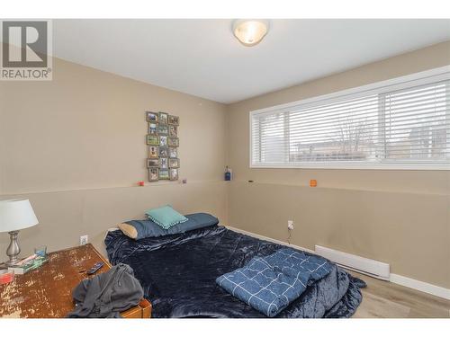 885 Walrod Street, Kelowna, BC - Indoor Photo Showing Bedroom