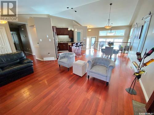 85 Poplar Bay, Yorkton, SK - Indoor Photo Showing Living Room