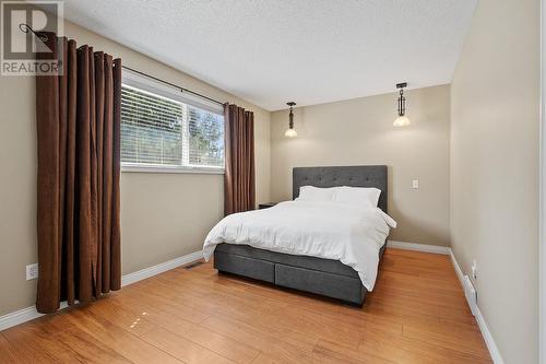 759 Mcclure Road, Kelowna, BC - Indoor Photo Showing Bedroom