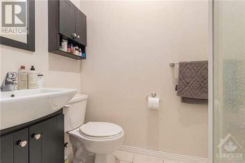 51 Muriel Street, Ottawa, ON - Indoor Photo Showing Bathroom