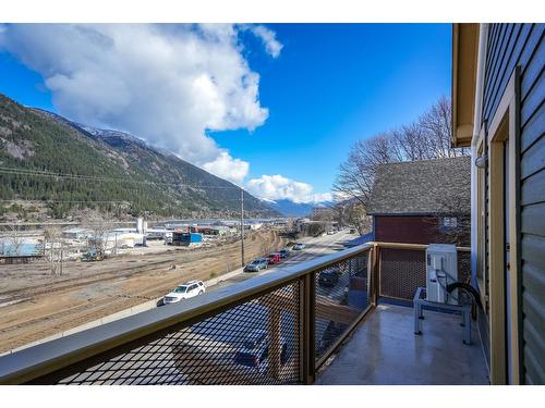 116 Vernon Street, Nelson, BC - Outdoor