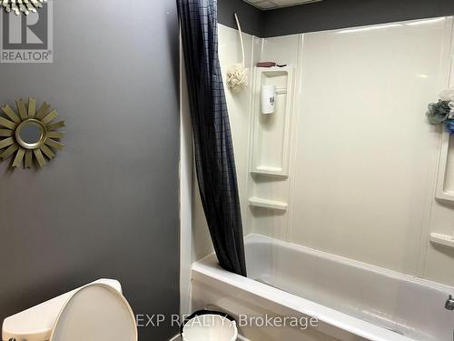 175 Edinburgh Street, Peterborough, ON - Indoor Photo Showing Bathroom
