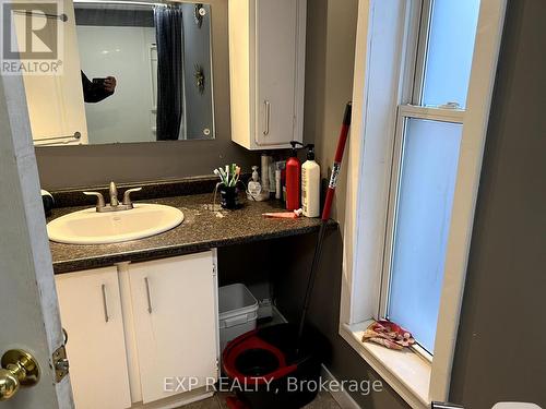 175 Edinburgh Street, Peterborough, ON - Indoor Photo Showing Bathroom
