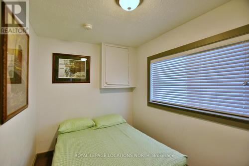 163 Tyrolean Lane, Blue Mountains, ON - Indoor Photo Showing Bedroom