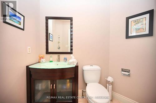 1388 Will Scarlett Drive, Oakville, ON - Indoor Photo Showing Bathroom