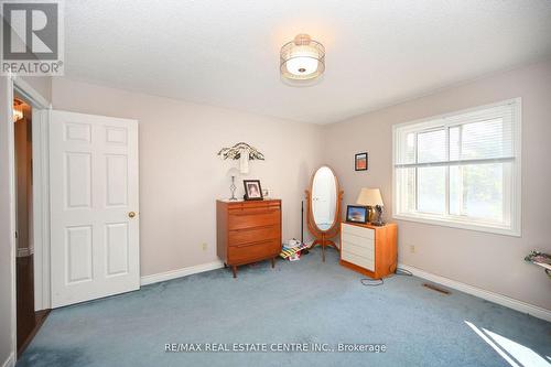 1388 Will Scarlett Drive, Oakville, ON - Indoor Photo Showing Bedroom