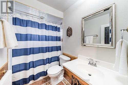 840 Reytan Blvd, Pickering, ON - Indoor Photo Showing Bathroom