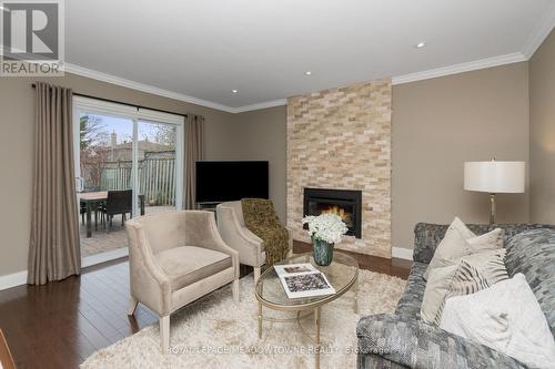 23 Parkview Pl, Brampton, ON - Indoor Photo Showing Living Room With Fireplace