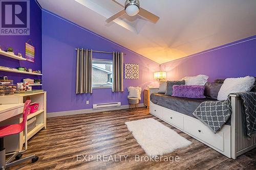 50 Riverside Drive, Georgina, ON - Indoor Photo Showing Bedroom