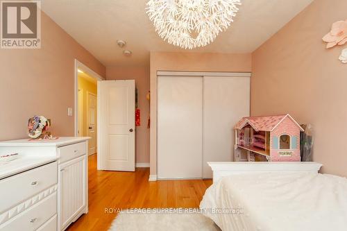 43 Hoard Ave N, New Tecumseth, ON - Indoor Photo Showing Bedroom