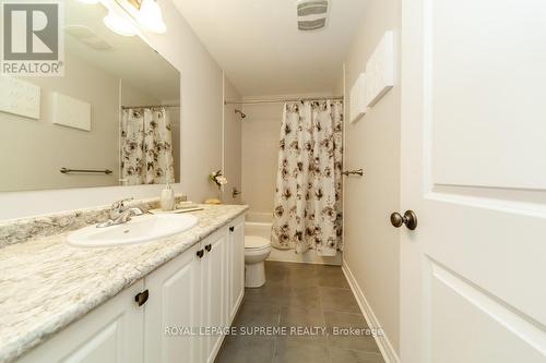 43 Hoard Ave N, New Tecumseth, ON - Indoor Photo Showing Bathroom