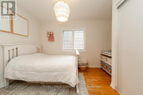 43 Hoard Avenue N, New Tecumseth, ON - Indoor Photo Showing Bedroom
